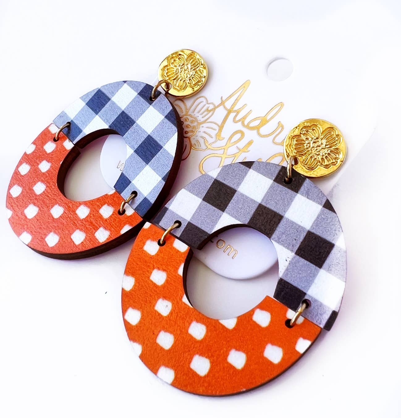 Fallin' for You Earrings